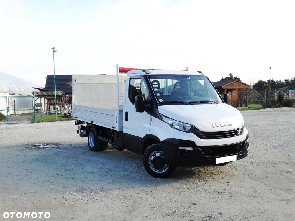 Iveco DAILY - 1