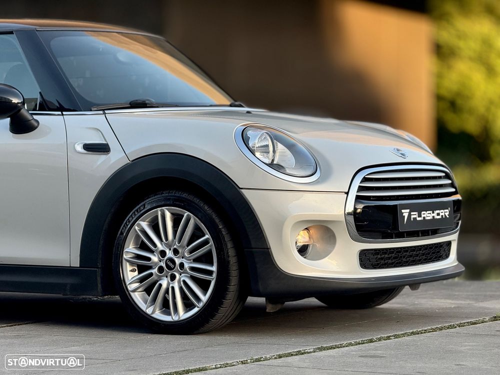 MINI 3 Portas Cooper D - 24