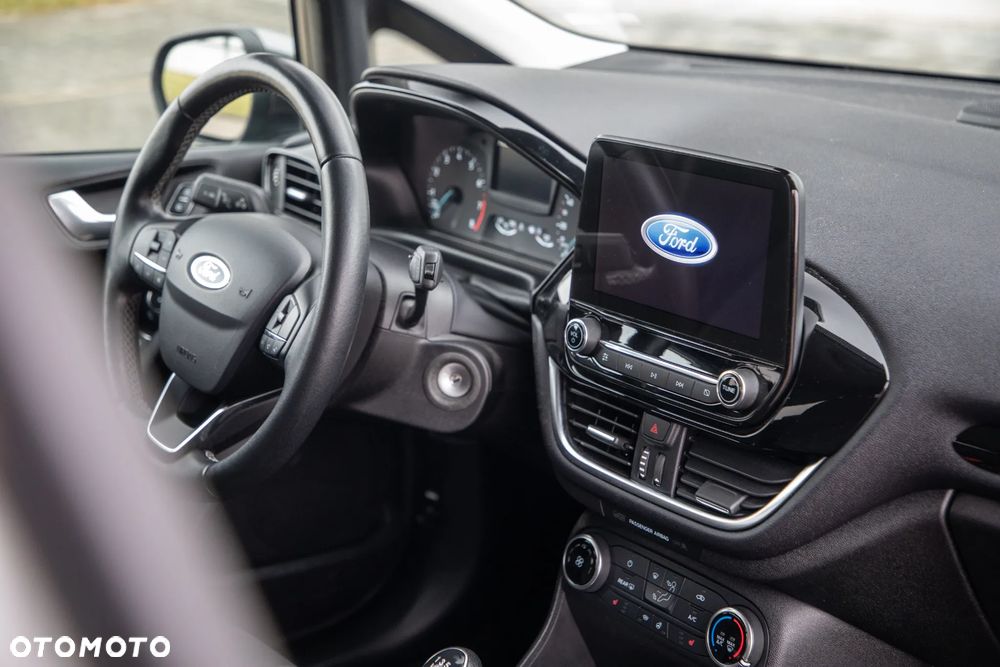 Ford Fiesta 1.0 EcoBoost S&S COOL&CONNECT - 23