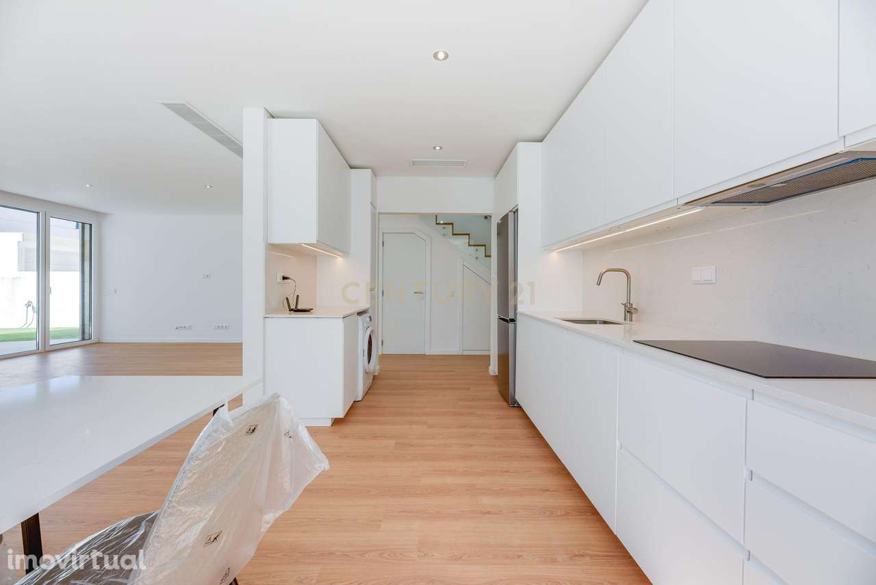 Casa de Luxo perto do Aeródromo de Cascais - Grande imagem: 5/49