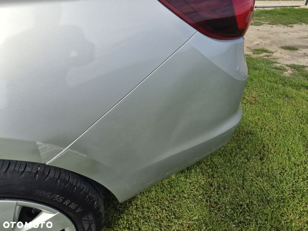 Opel Astra 1.4 Turbo Business - 29