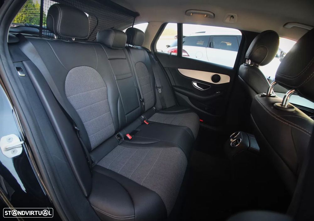 Mercedes-Benz C 200 - 30