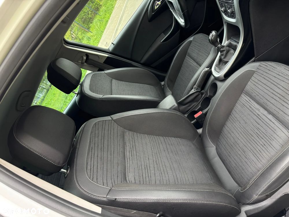 Opel Astra 1.4 Turbo - 8