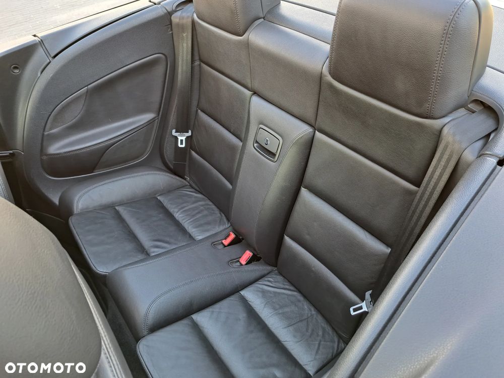 Volkswagen Eos - 25
