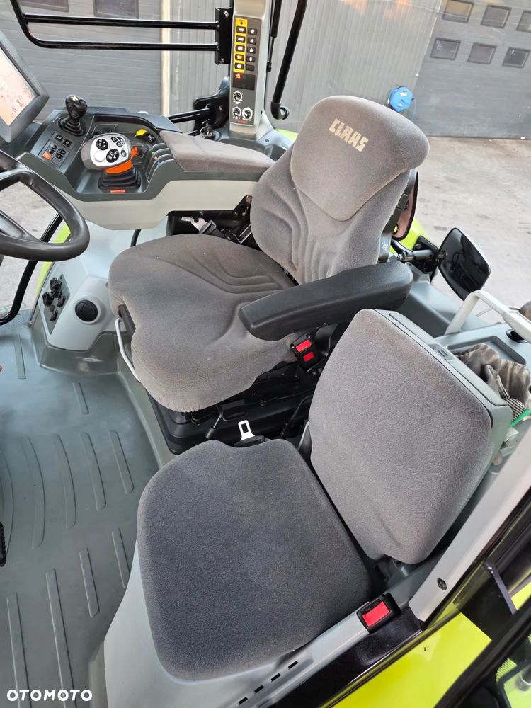 Claas Arion 650 - 8
