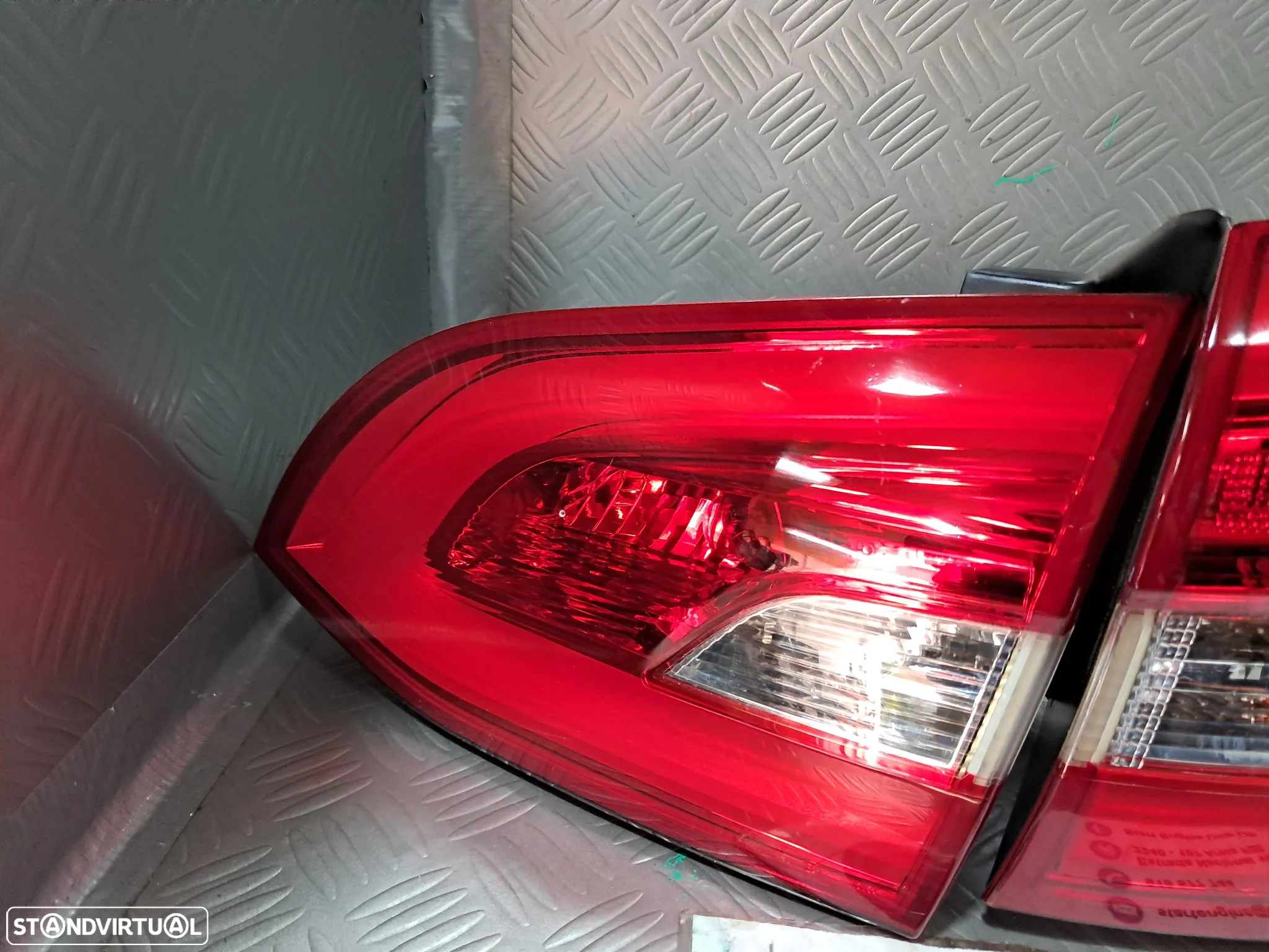 Farolim Farolins Peugeot 308 II carrinha 2013-2021 - 5