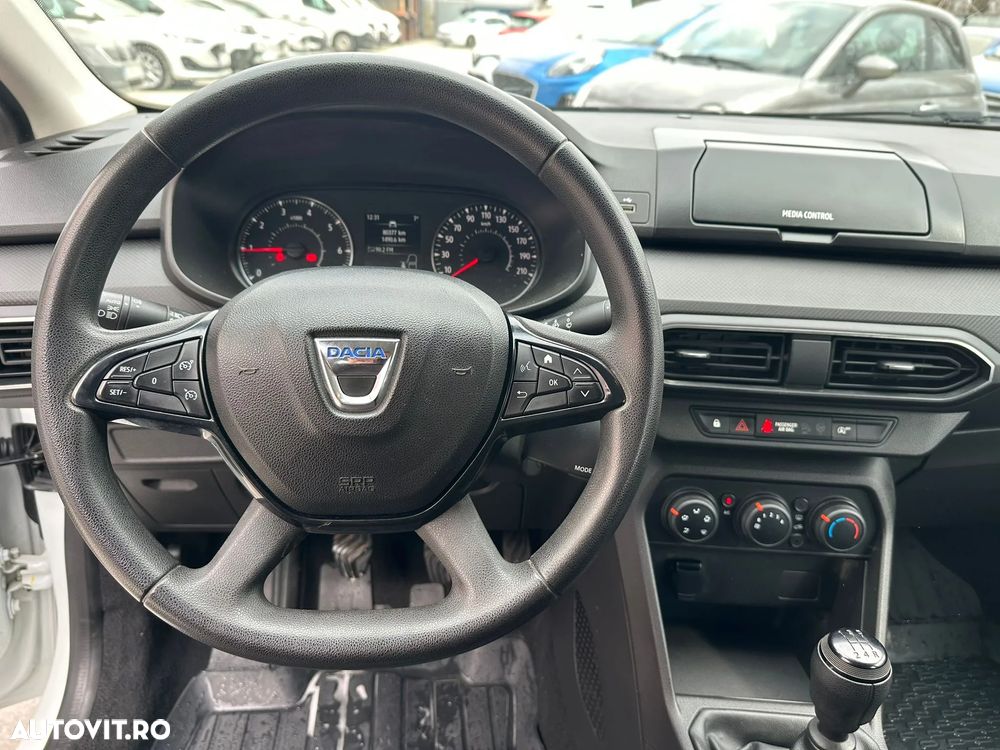 Dacia Sandero - 12