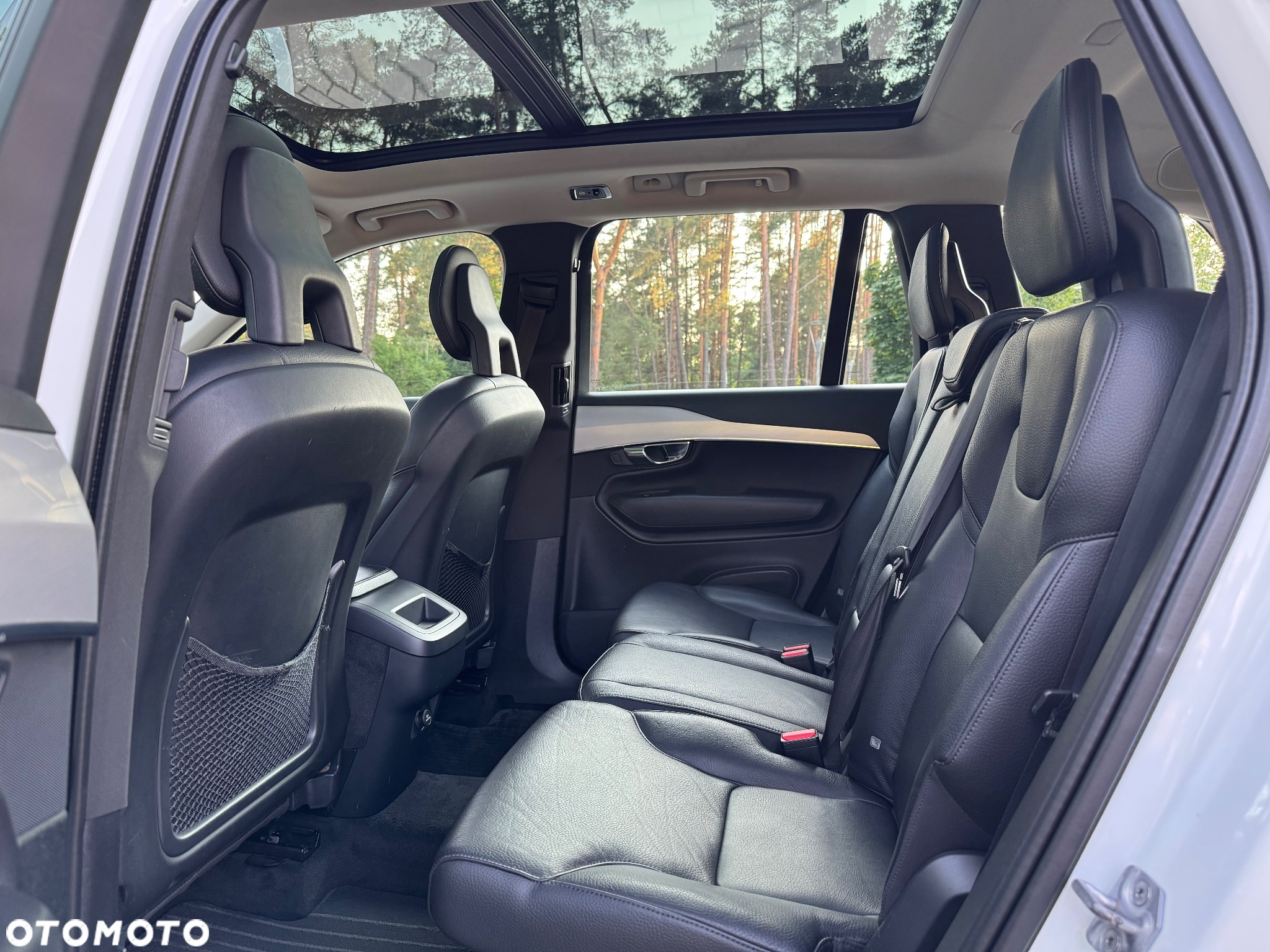 Volvo XC 90 D5 AWD Momentum - 28