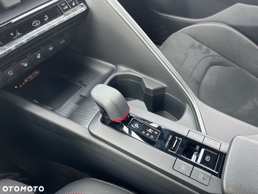 Toyota C-HR 2.0 PHEV Dynamic Force GR Sport - 16
