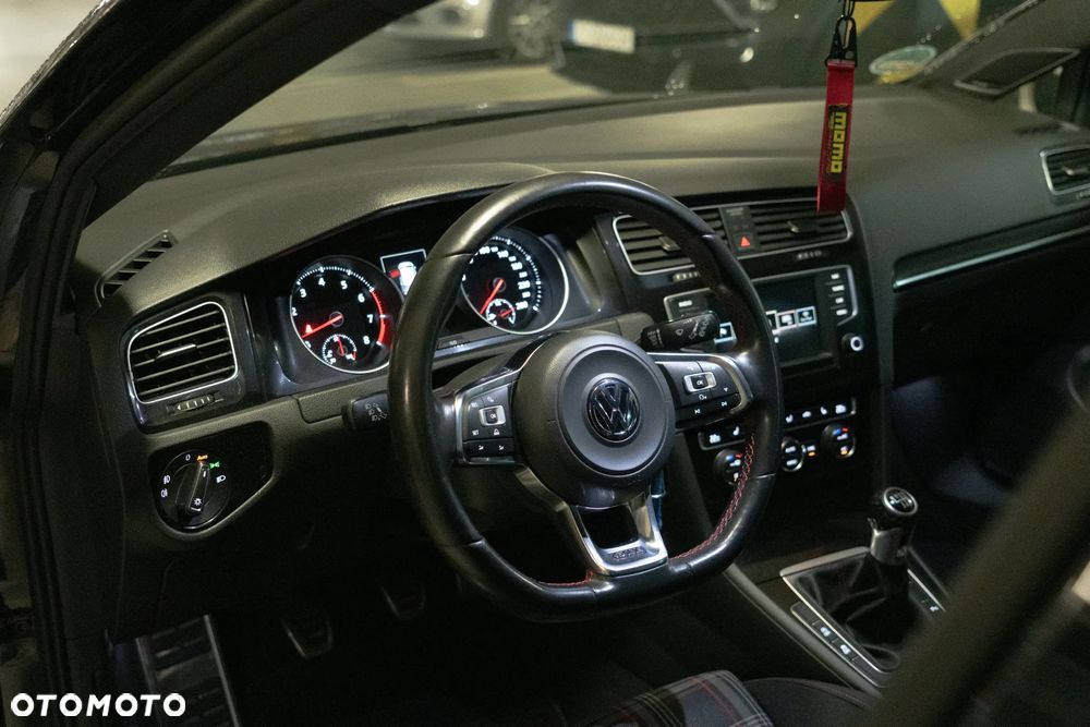 Volkswagen Golf GTI BlueMotion Technology - 7