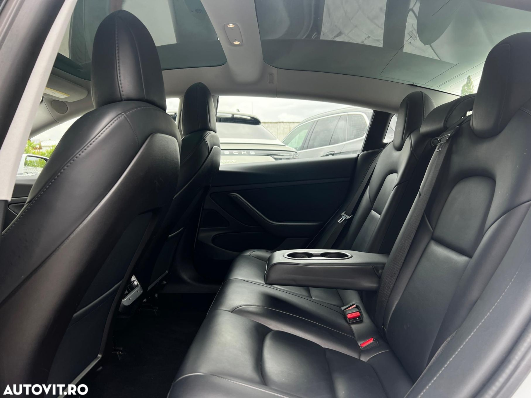 Tesla Model 3 - 15