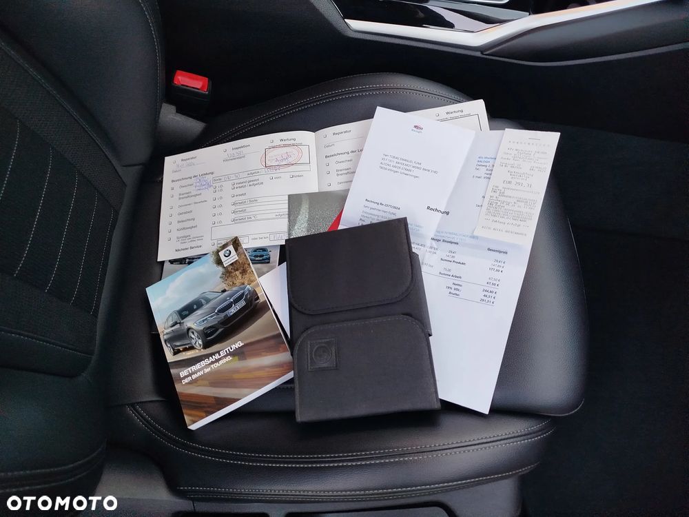 BMW Seria 3 318d Sport Line - 24