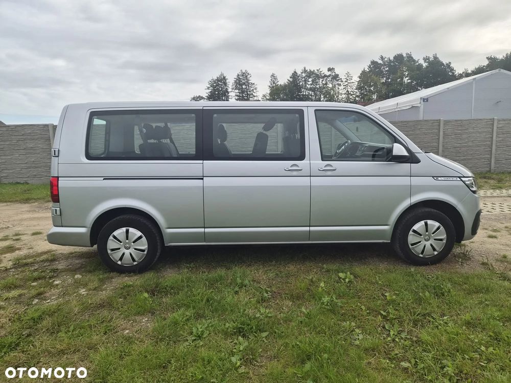 Volkswagen Caravelle - 4