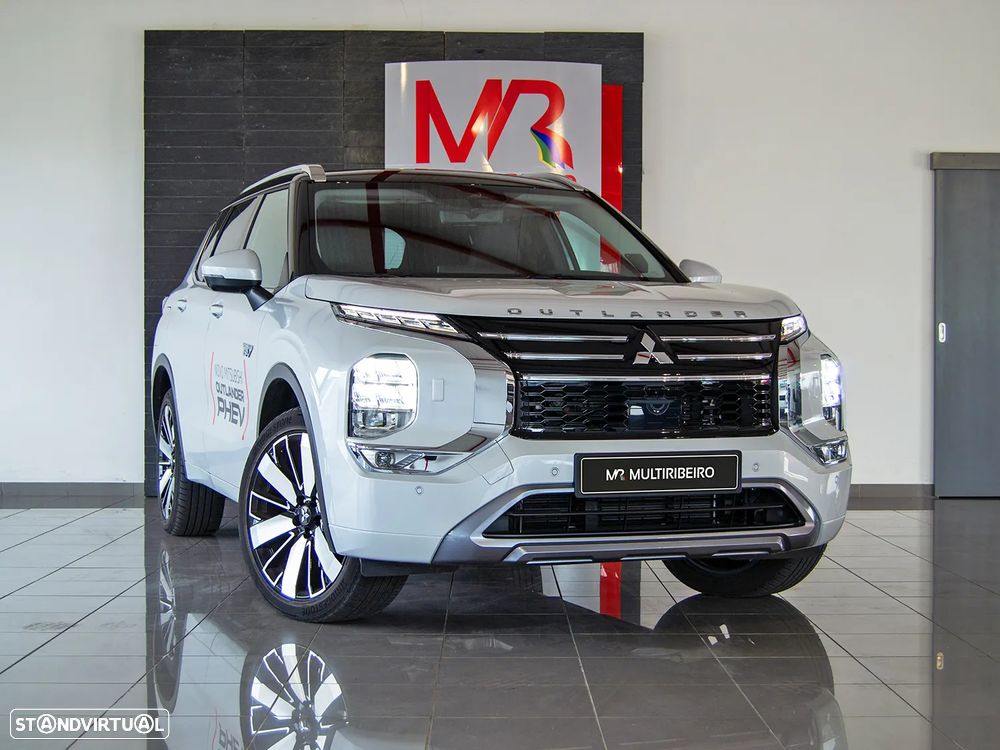 Mitsubishi Outlander 2.4 PHEV Instyle - 3