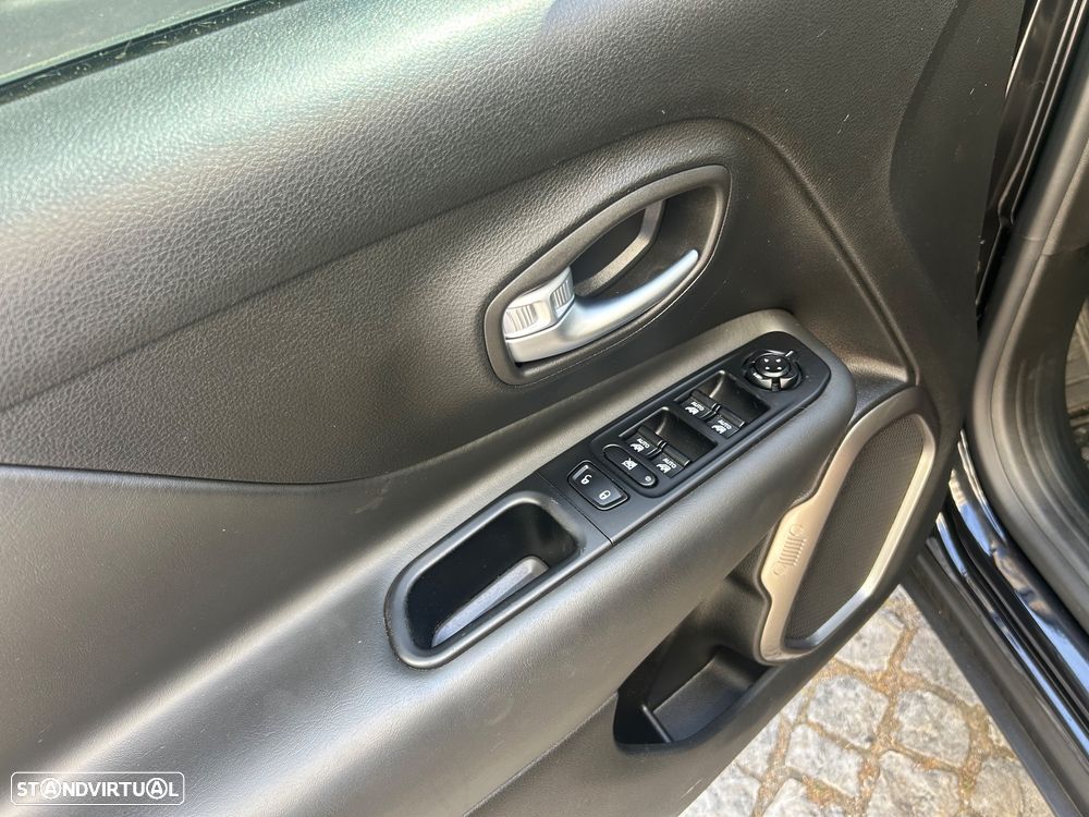 Jeep Renegade 1.3 T Limited DCT - 8