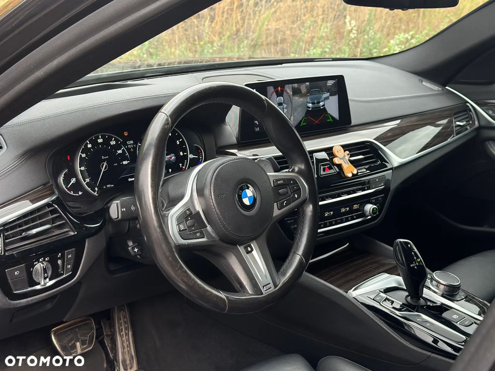 BMW Seria 5 540i xDrive Luxury Line - 8