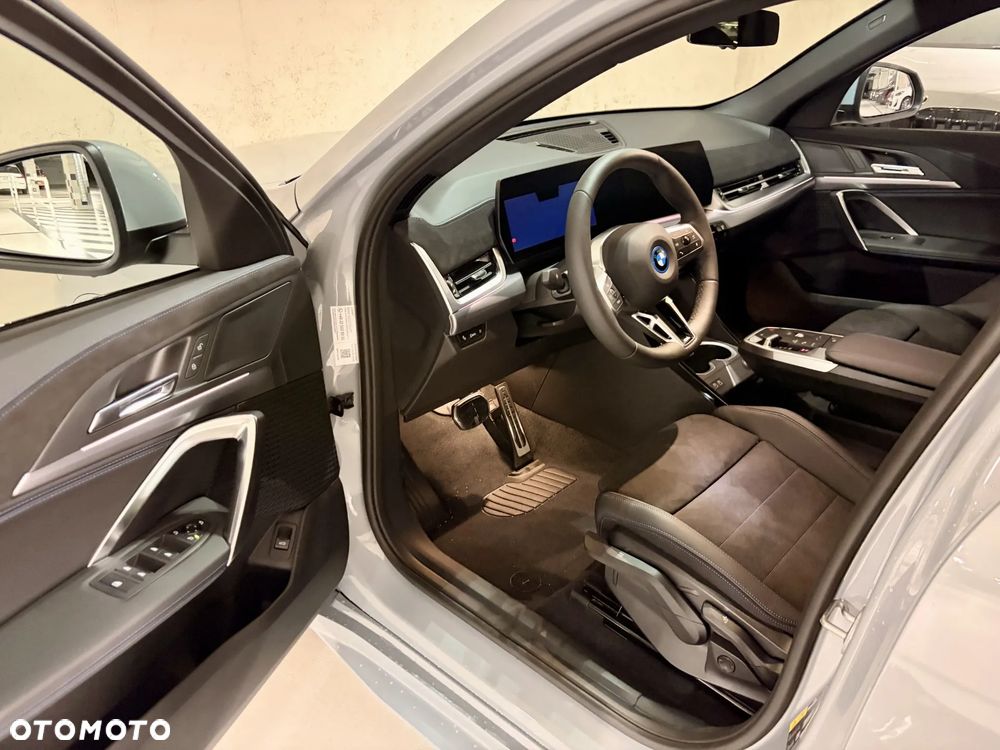 BMW iX2 xDrive30 66.5kWh - 6