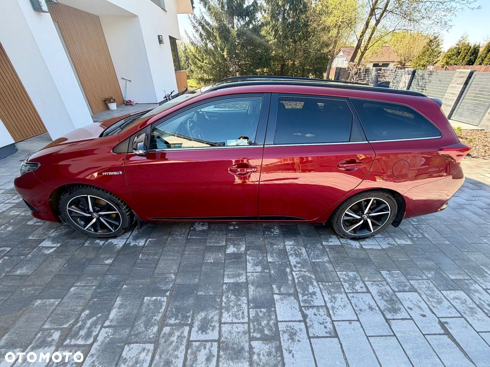 Toyota Auris Hybrid 135 Selection - 8