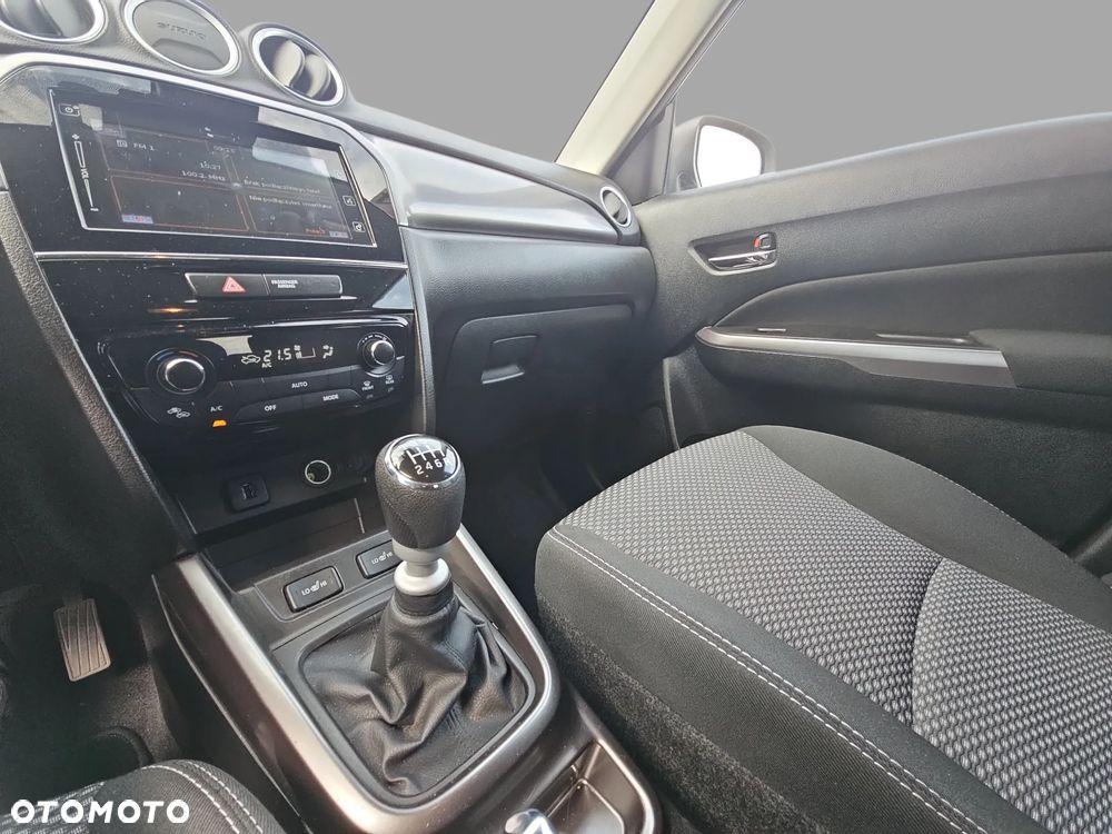 Suzuki Vitara 1.4 Boosterjet SHVS Elegance 2WD - 16