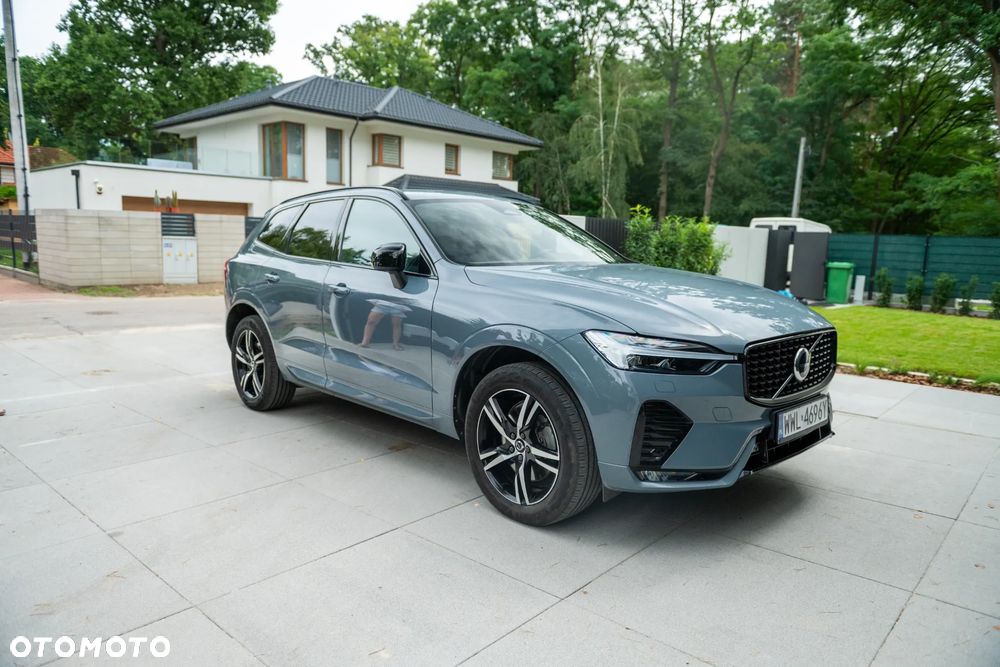 Volvo XC 60 B4 D Plus Dark - 2