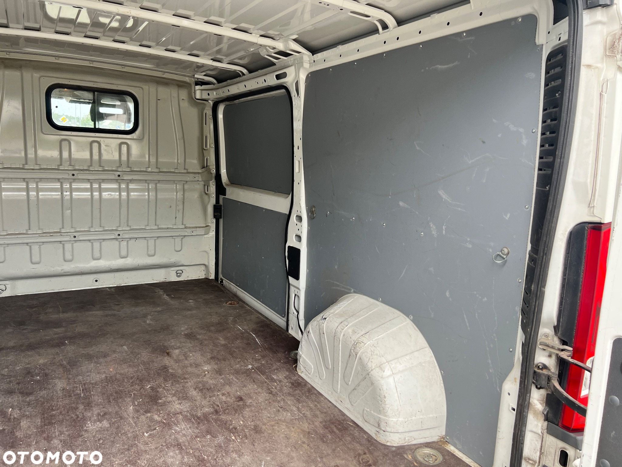 Peugeot Boxer L2H1 - 21
