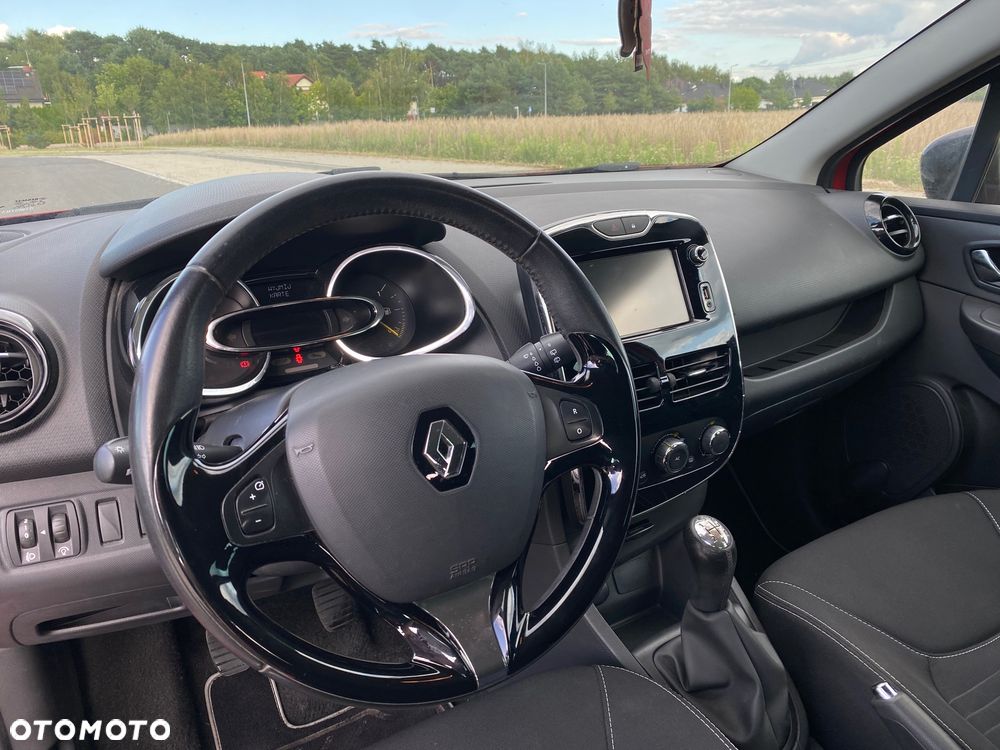 Renault Clio TCe 90 Limited - 16