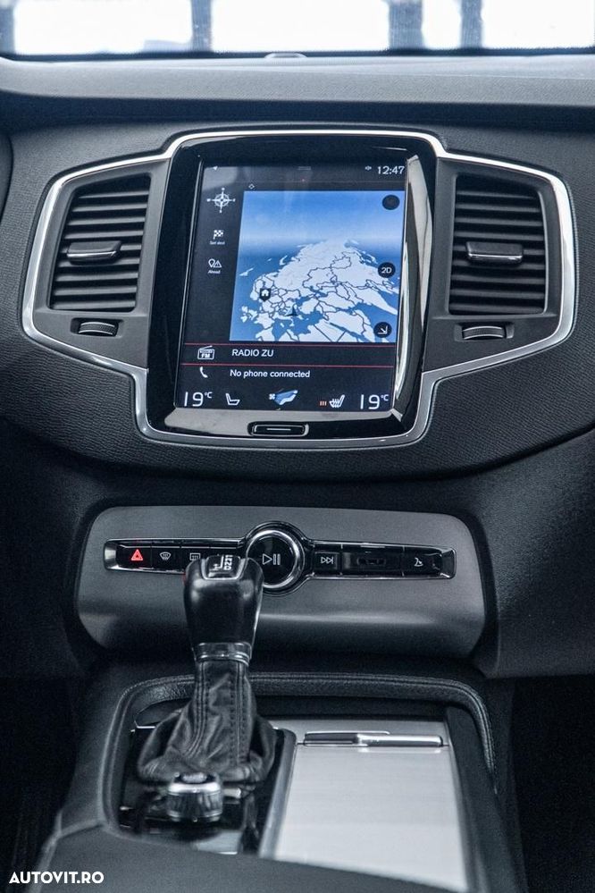 Volvo XC 90 D5 AWD Momentum - 5