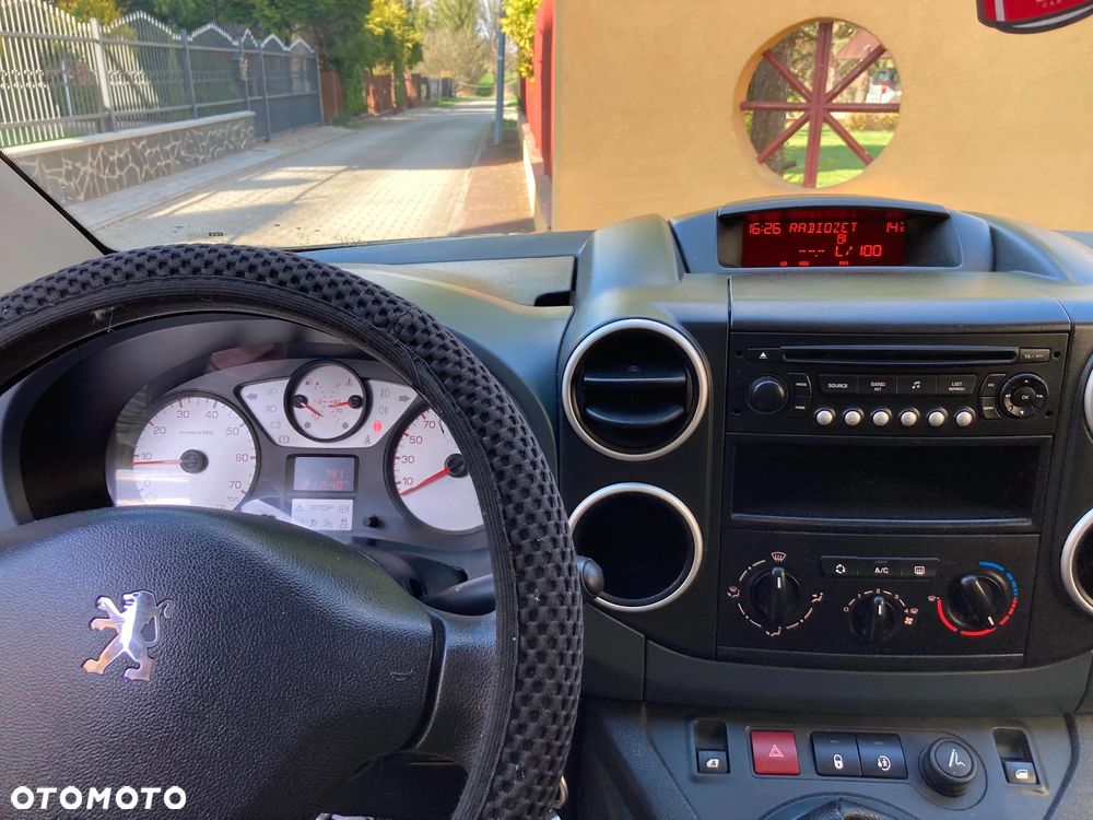 Peugeot Partner HDi FAP 110 Family - 9