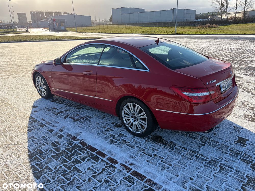 Mercedes-Benz Klasa E - 16