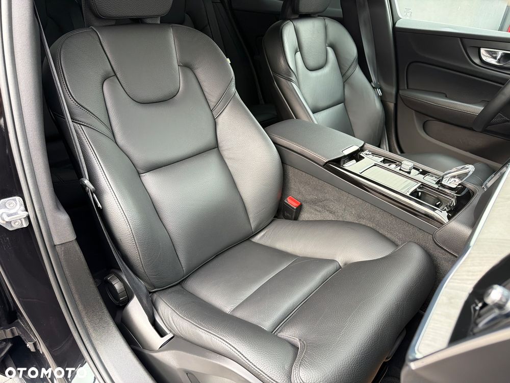 Volvo S60 T8 Twin Engine AWD Geartronic Inscription - 37