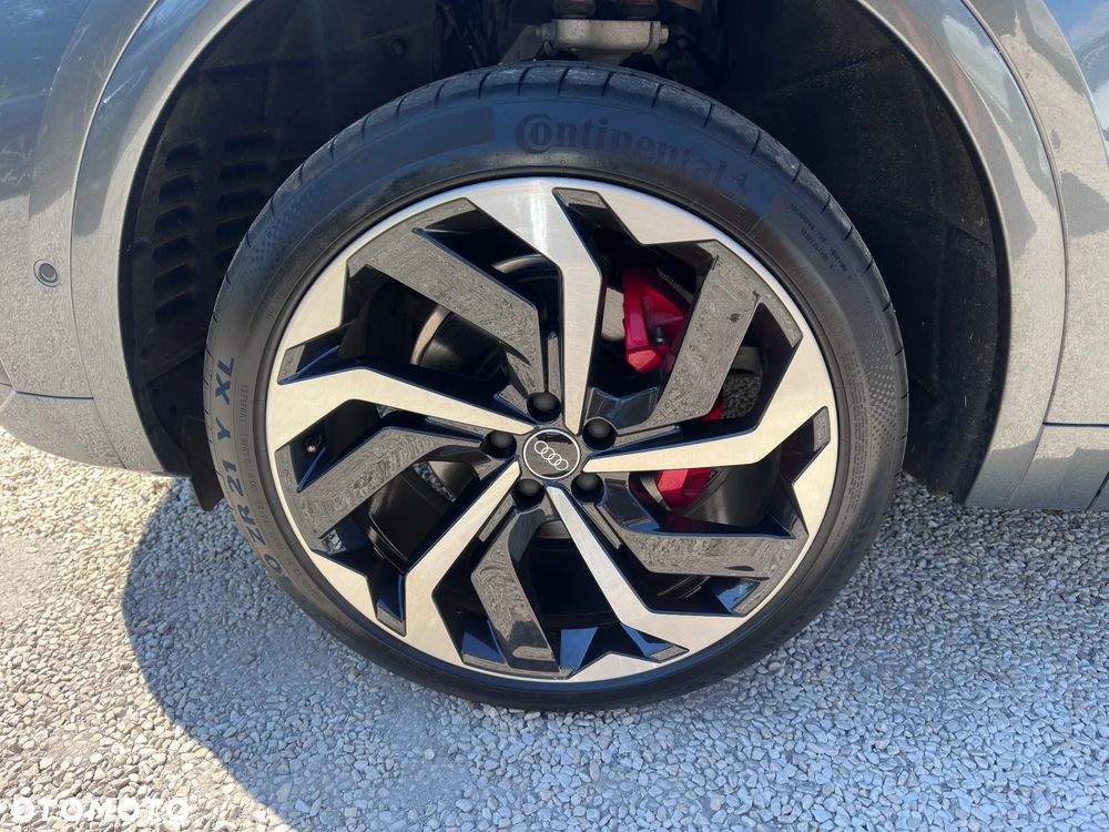 Audi Q5 Sportback - 9