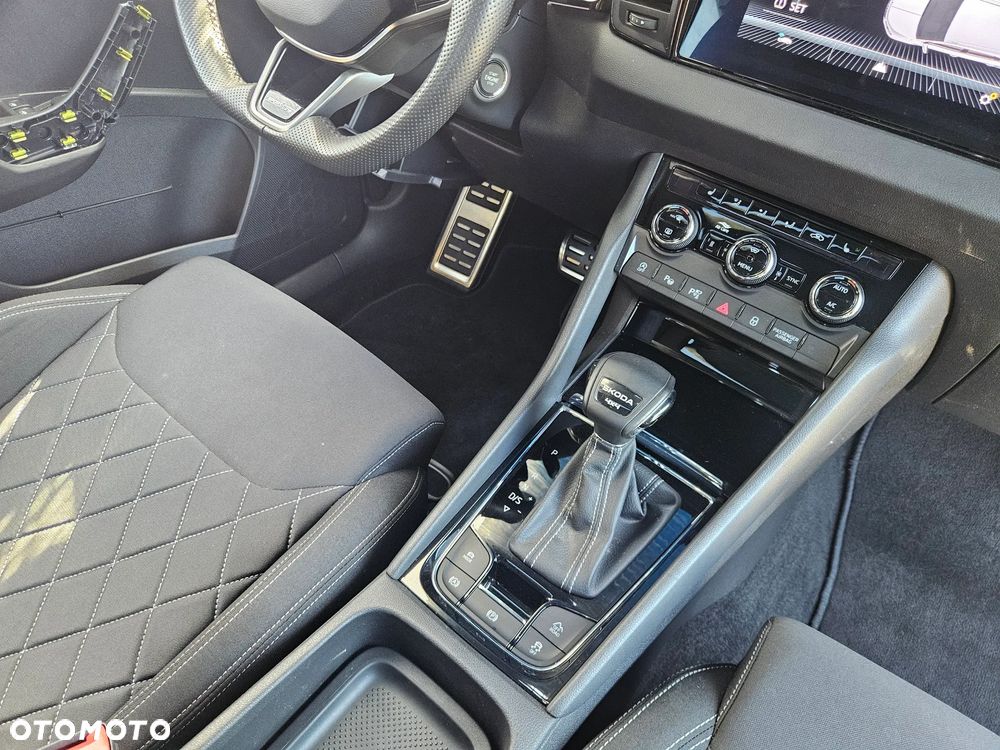 Skoda Karoq 2.0 TDI 4x4 DSG Sportline - 13