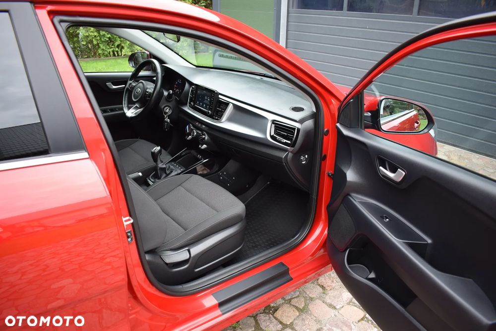 Kia Rio - 31