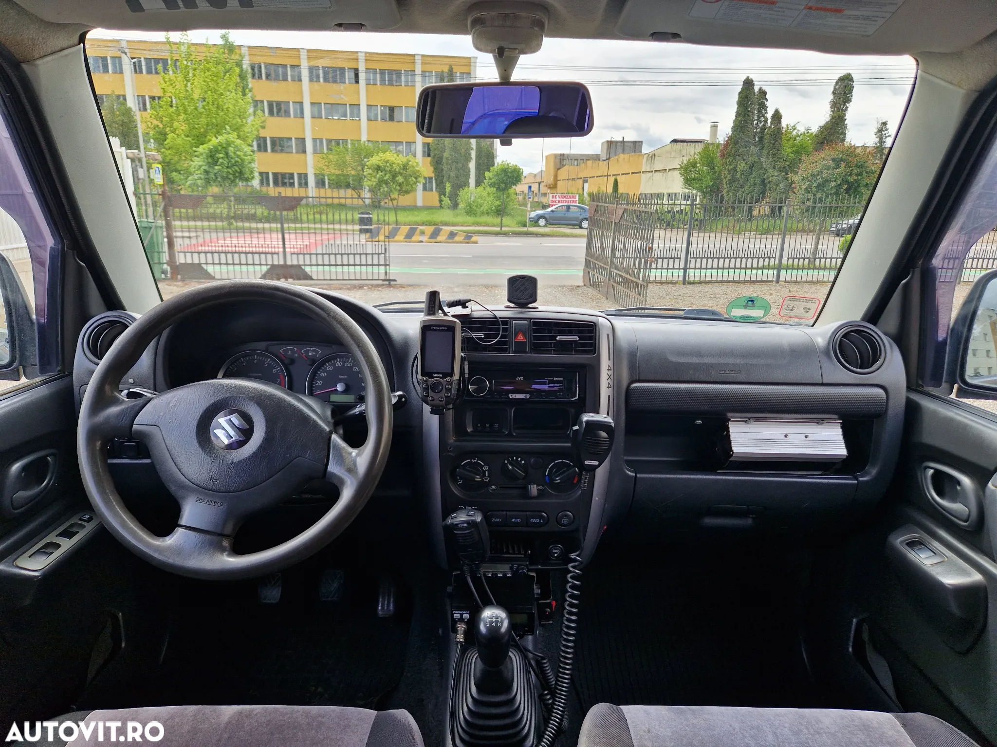 Suzuki Jimny 1.3 JLX - 13