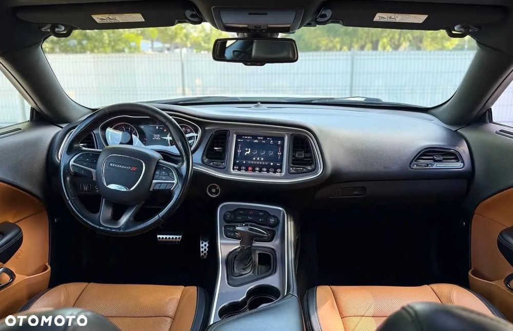 Dodge Challenger Automatik SXT Plus - 9
