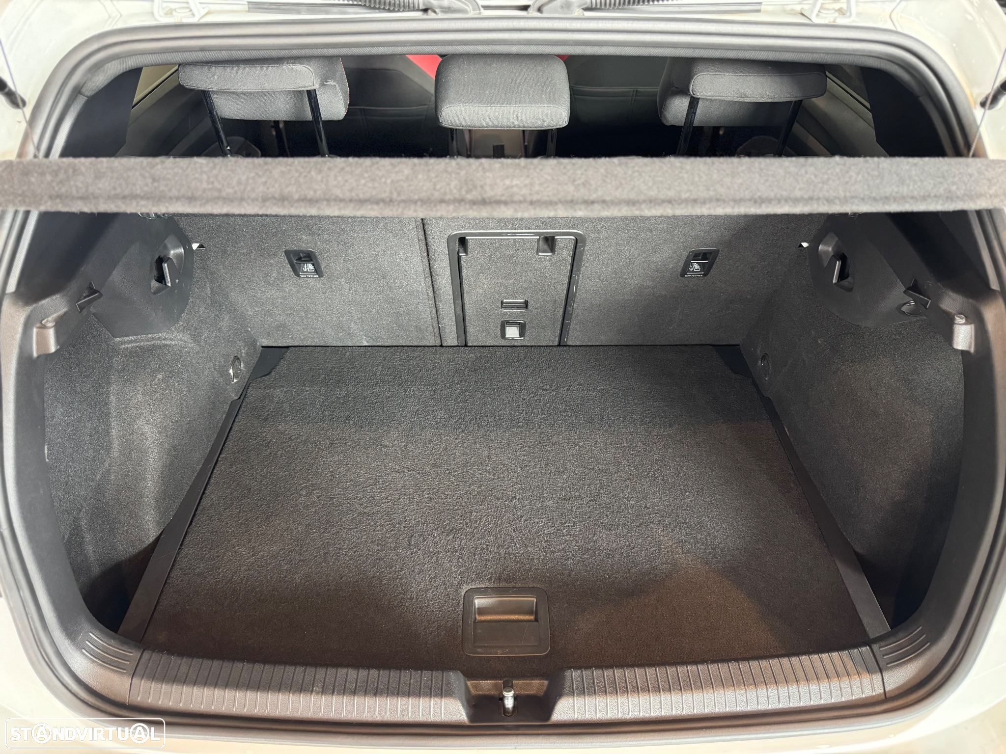 VW Golf 2.0 TSI GTI DSG Performance - 55