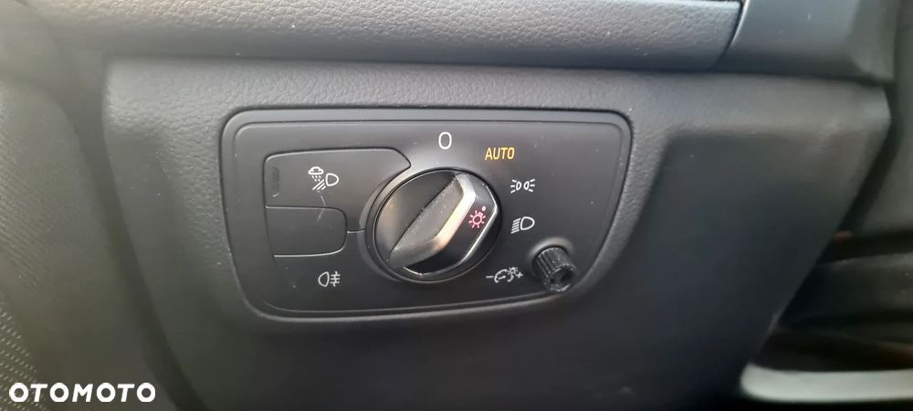 Audi A6 Avant 2.0 TDI ultra S tronic - 31