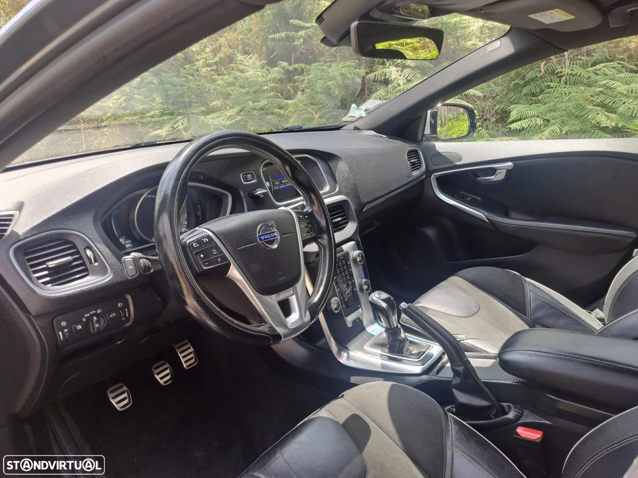 Volvo V40 1.6 D2 R-Design - 8