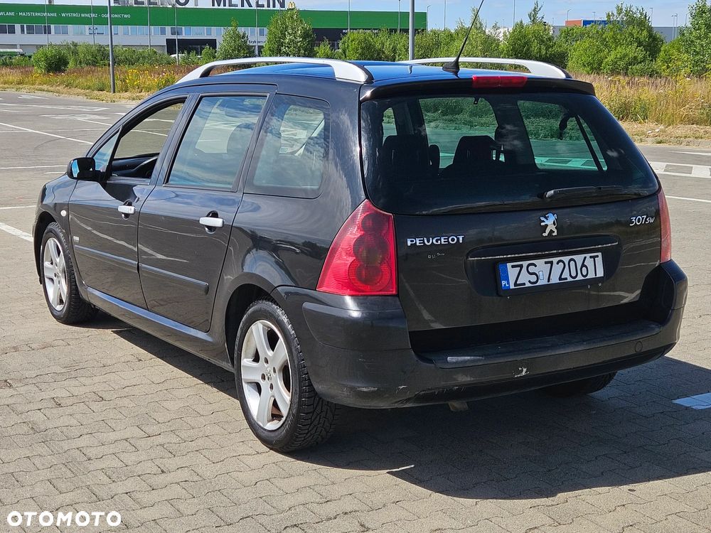 Peugeot 307 HDi SW 135 Premium - 32