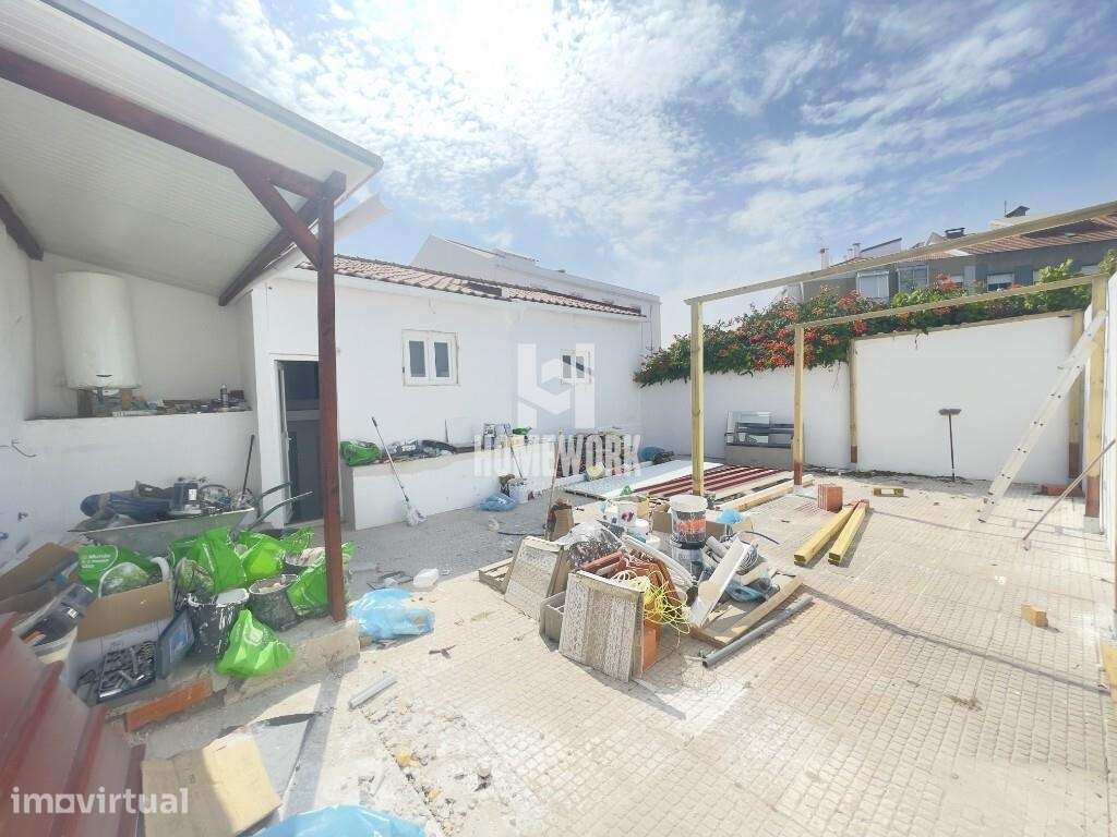 Duas Moradias V3 com logradouro - Ajuda - Grande imagem: 3/37