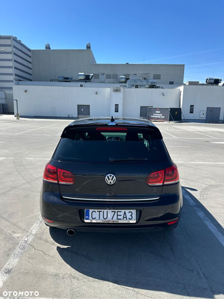 Volkswagen Golf - 4