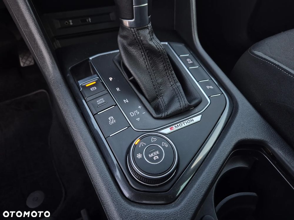 Volkswagen Tiguan 2.0 TDI SCR 4MOTION (BlueMotion Techn.) DSG Highline - 33