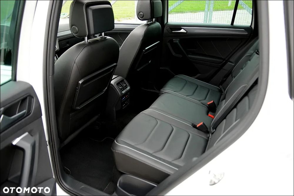 Volkswagen Tiguan 2.0 TSI OPF 4MOTION DSG R-Line - 20