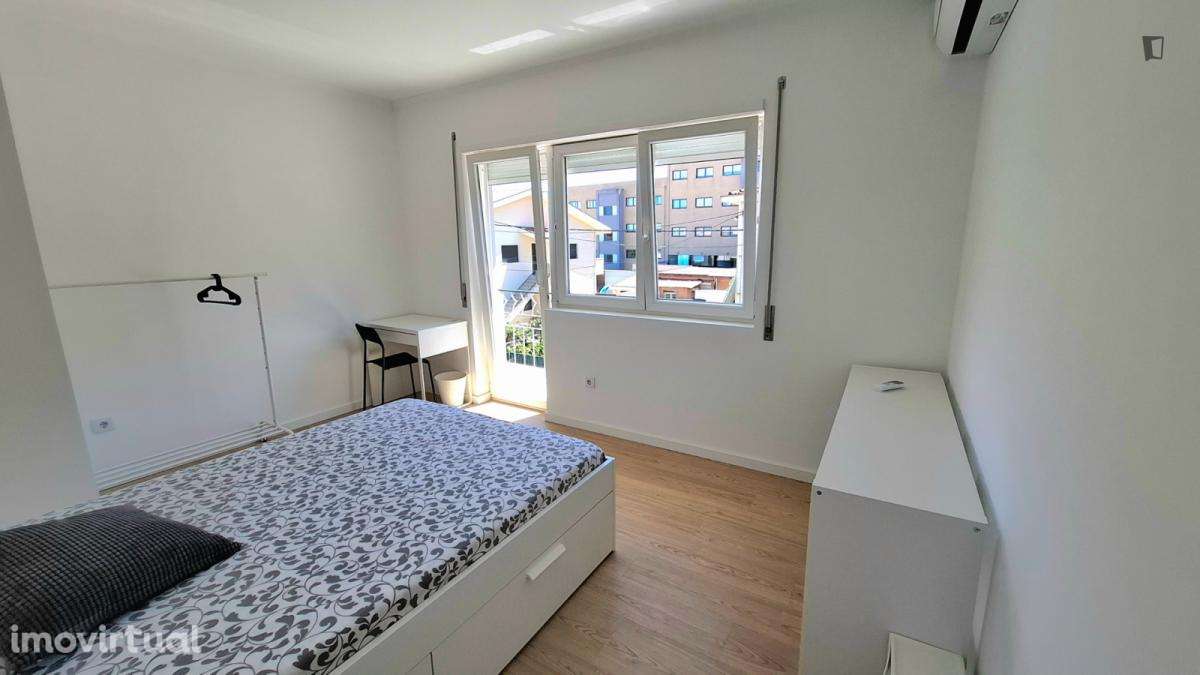 Quarto - localizado em Rio Tinto Porto - Grande imagem: 5/32