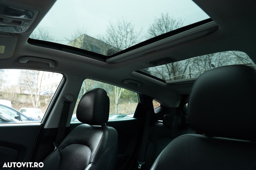 Hyundai ix35 2.0 CRDI 4WD Automatik Premium - 8