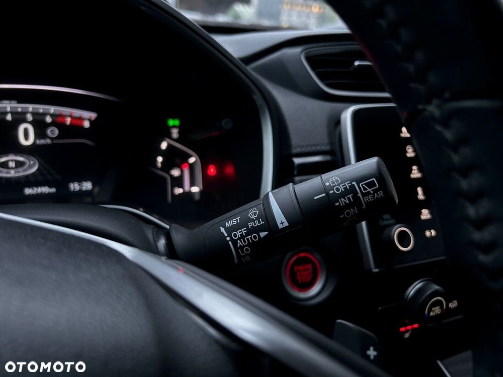 Honda CR-V 1.5 Lifestyle (Honda Connect+ / 7 os.) CVT - 32
