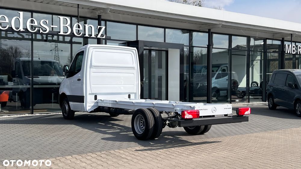 Mercedes-Benz Sprinter 519 CDI - 8