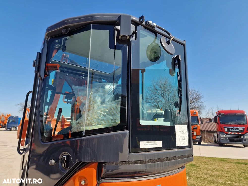 Hitachi 2,8t, PROTMOTIE-CUPLA RAPIDA+3 cupe, ZX26U-6, 2025, Instalatia picon, Grantie 2 ani, Posibilitate leasing 5 ani-PROMOTIE 36.500 EUR+Tva - 20