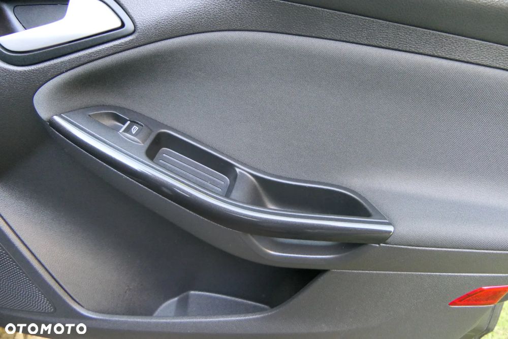 Ford Focus 2.0 EcoBlue Titanium - 22