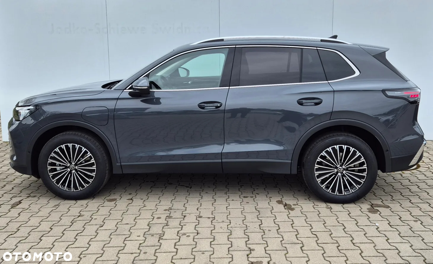 Volkswagen Tiguan 1.5 eHybrid PHEV Elegance DSG - 3
